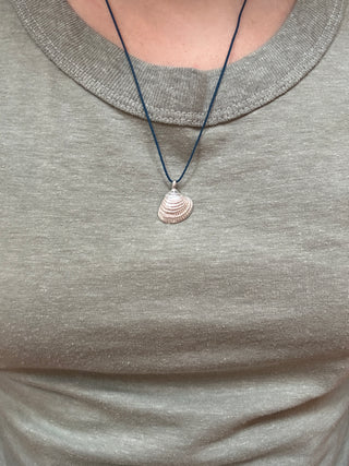 Small Shell Necklace