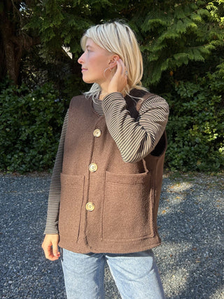Field Vest Coffee